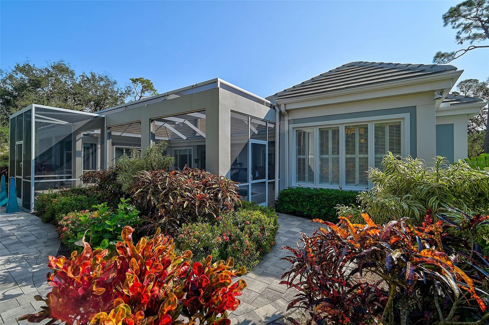 A4667740 Property Photo