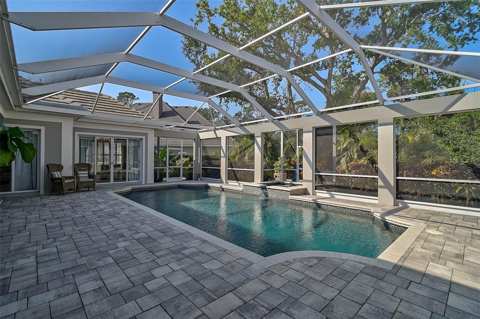 A4667740 Property Photo