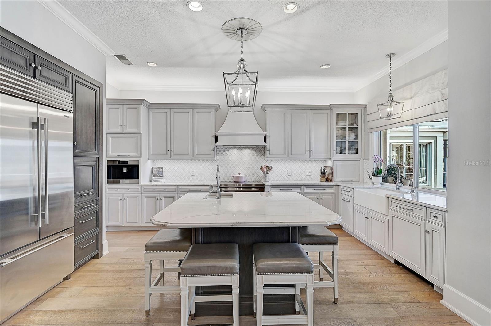 A4667740 Property Photo