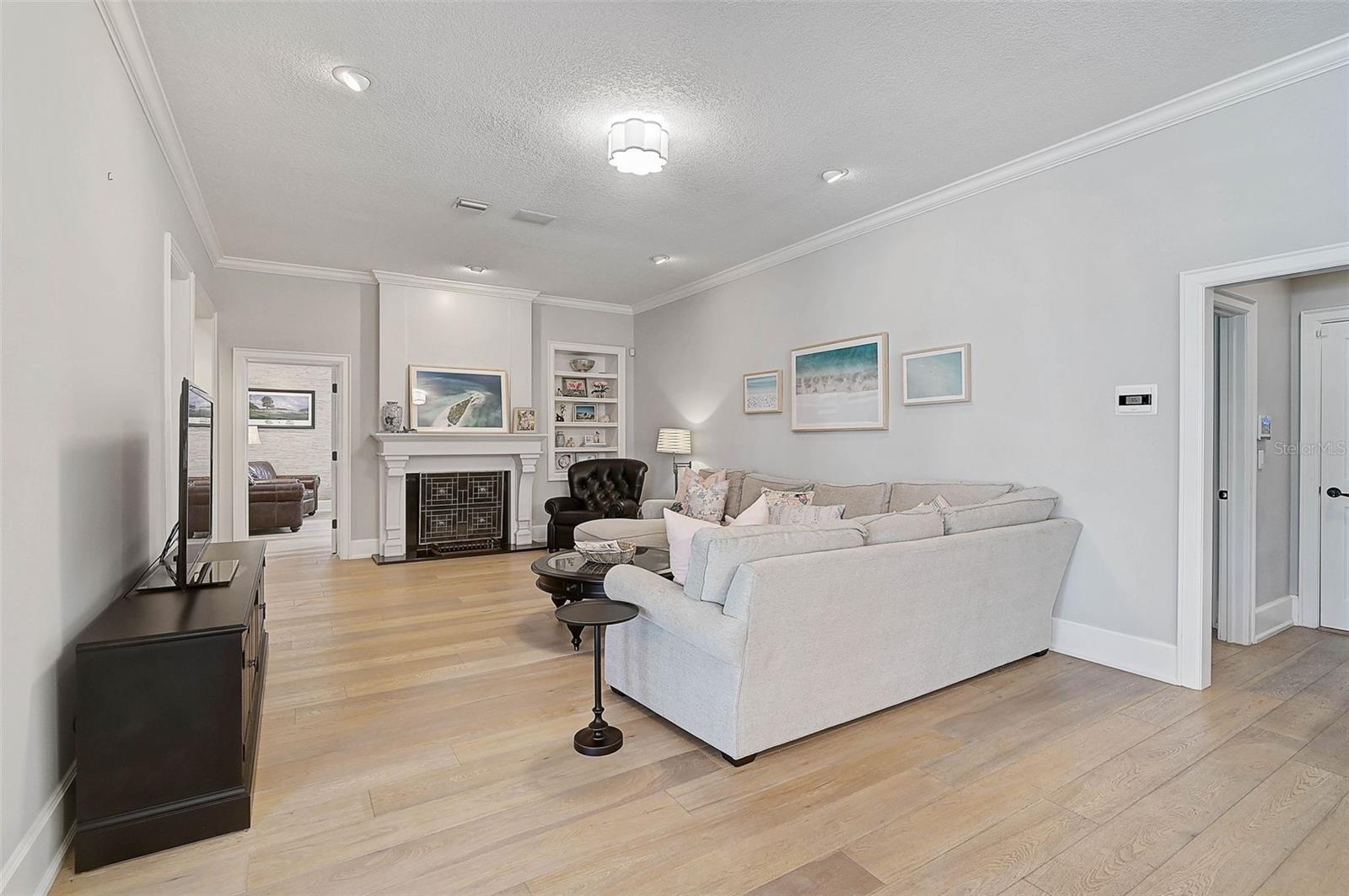 A4667740 Property Photo