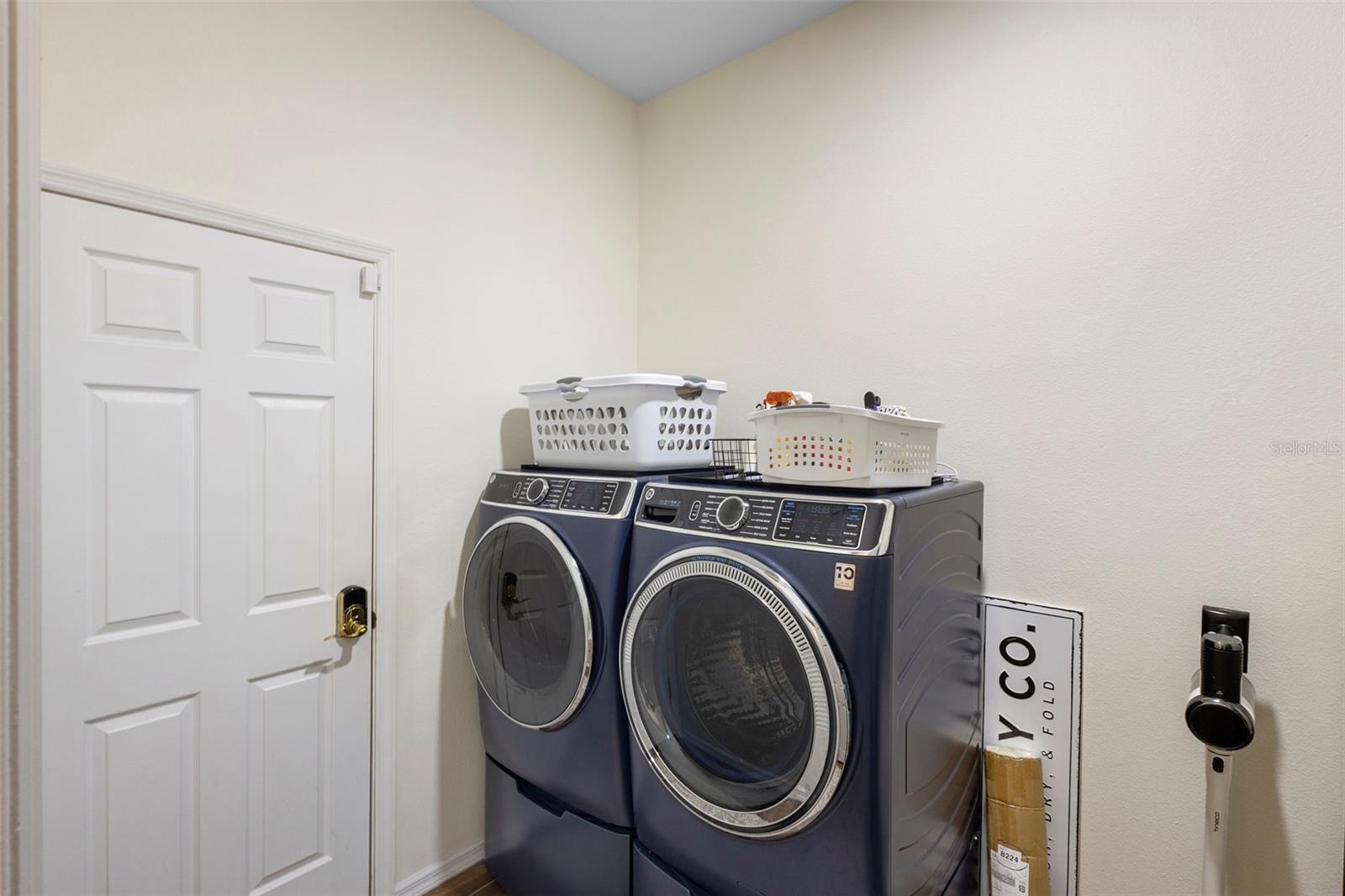 700 CYPRESS OAK CIR, DELAND, FL, 32720