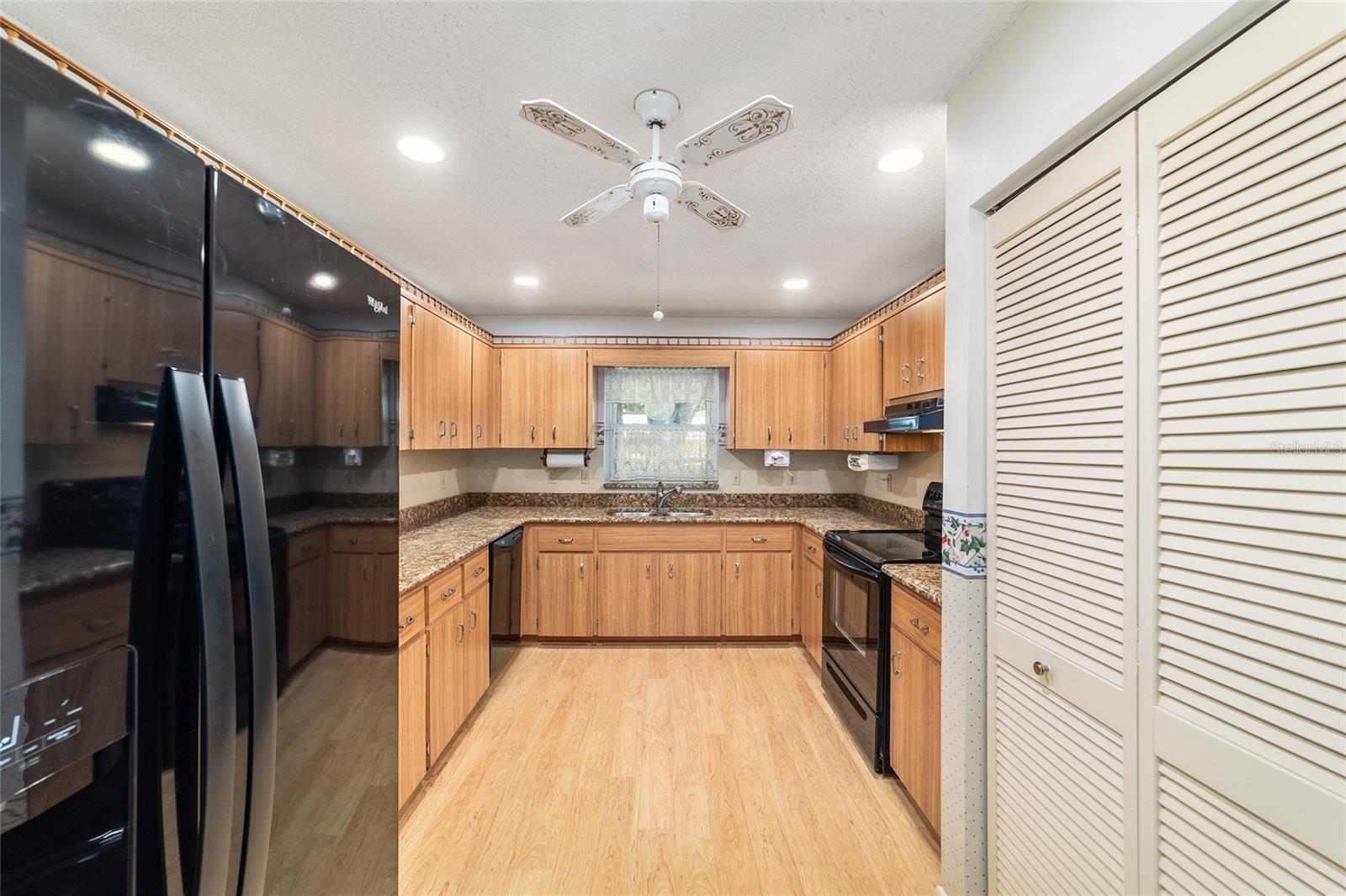 8702 SW 93RD LN #D, OCALA, FL, 34481