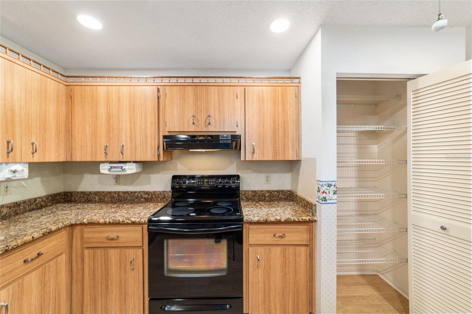 8702 SW 93RD LN #D, OCALA, FL, 34481