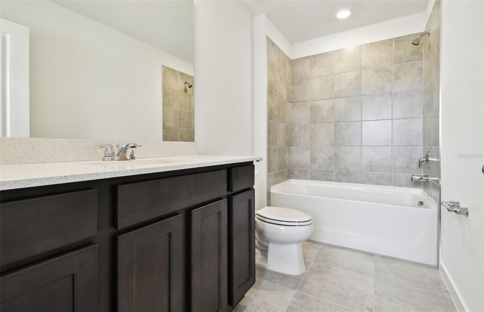 10517 HIDDEN BANKS GLN, PARRISH, FL, 34219