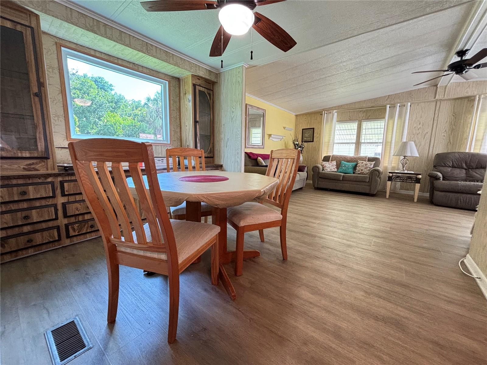 A4667751 Property Photo