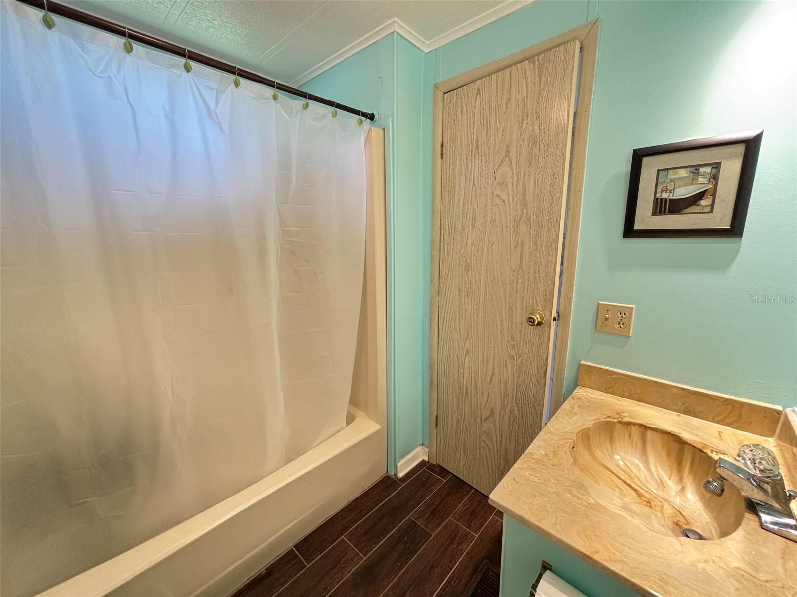 A4667751 Property Photo