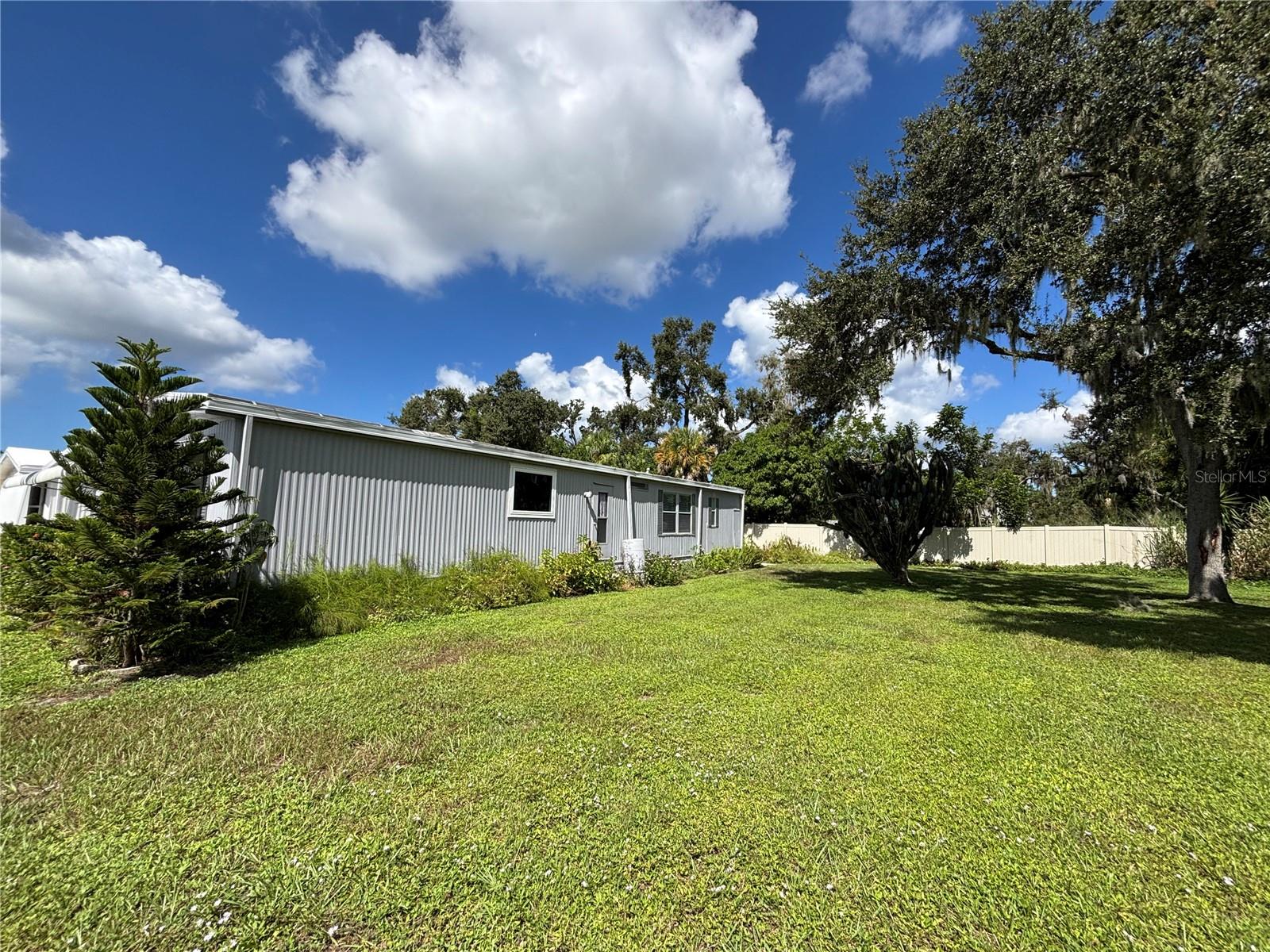 A4667751 Property Photo