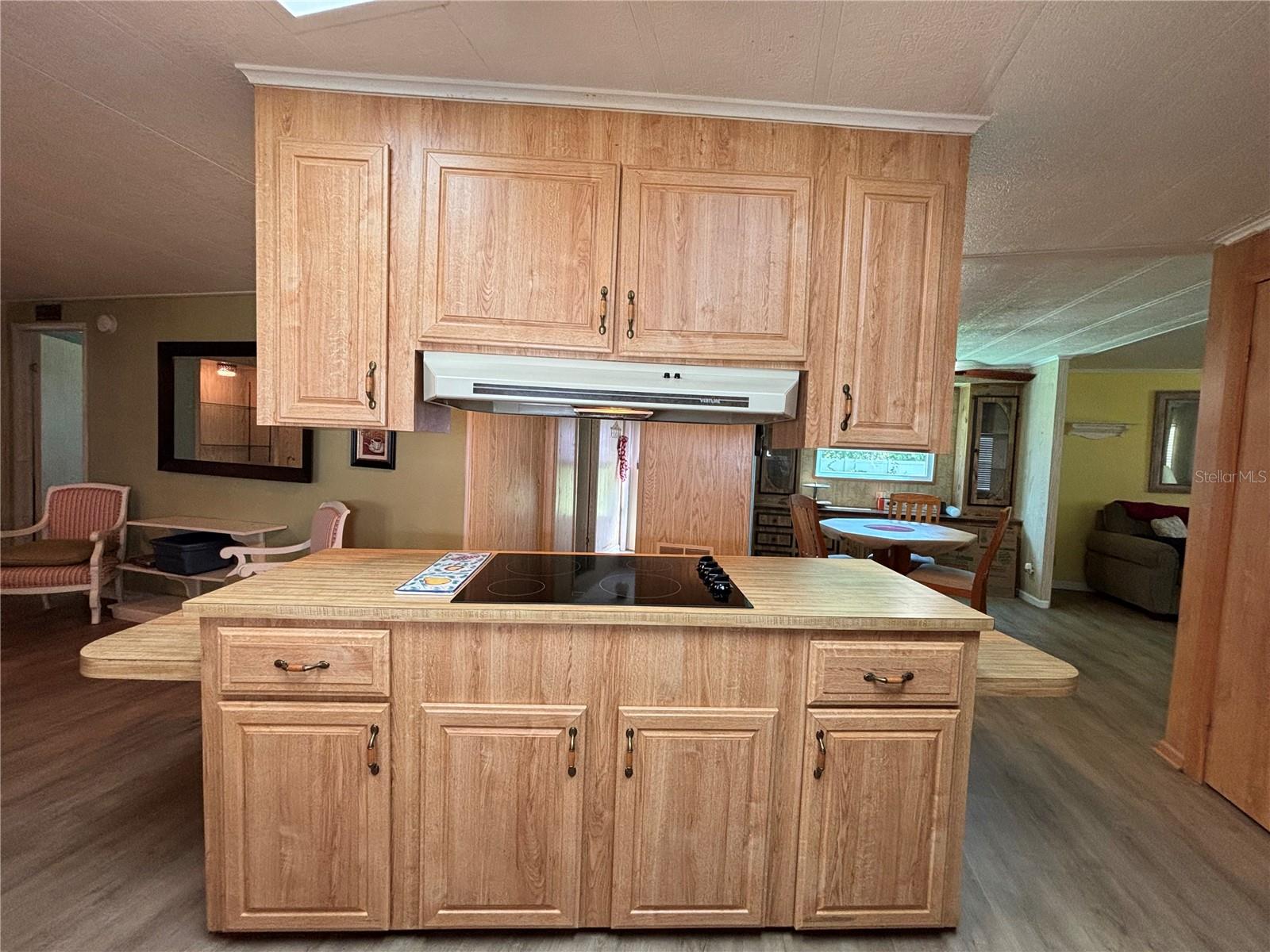 A4667751 Property Photo