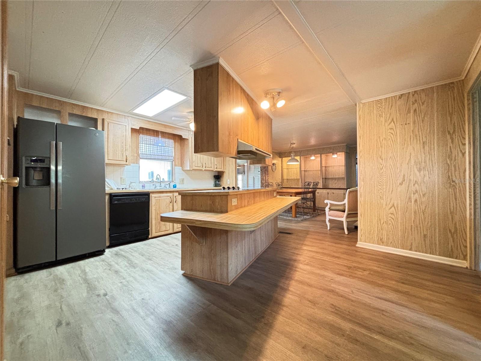 A4667751 Property Photo