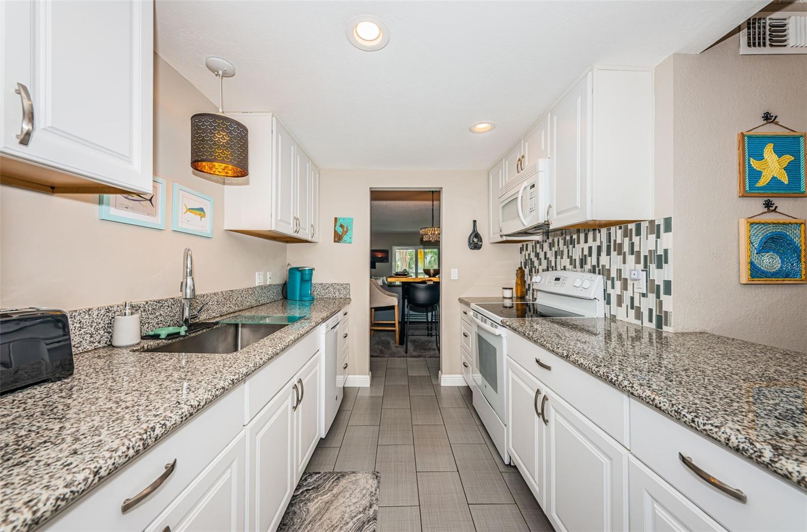 8699 BARDMOOR BLVD #203, SEMINOLE, FL, 33777