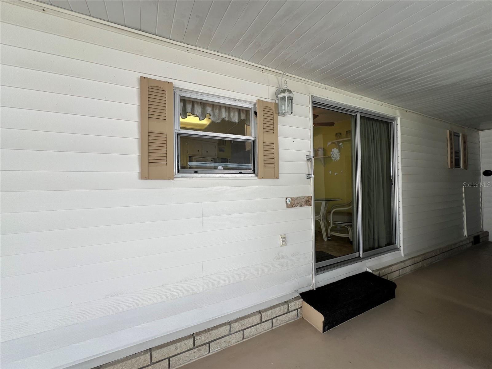 107 WILLOW LN, LEESBURG, FL, 34748