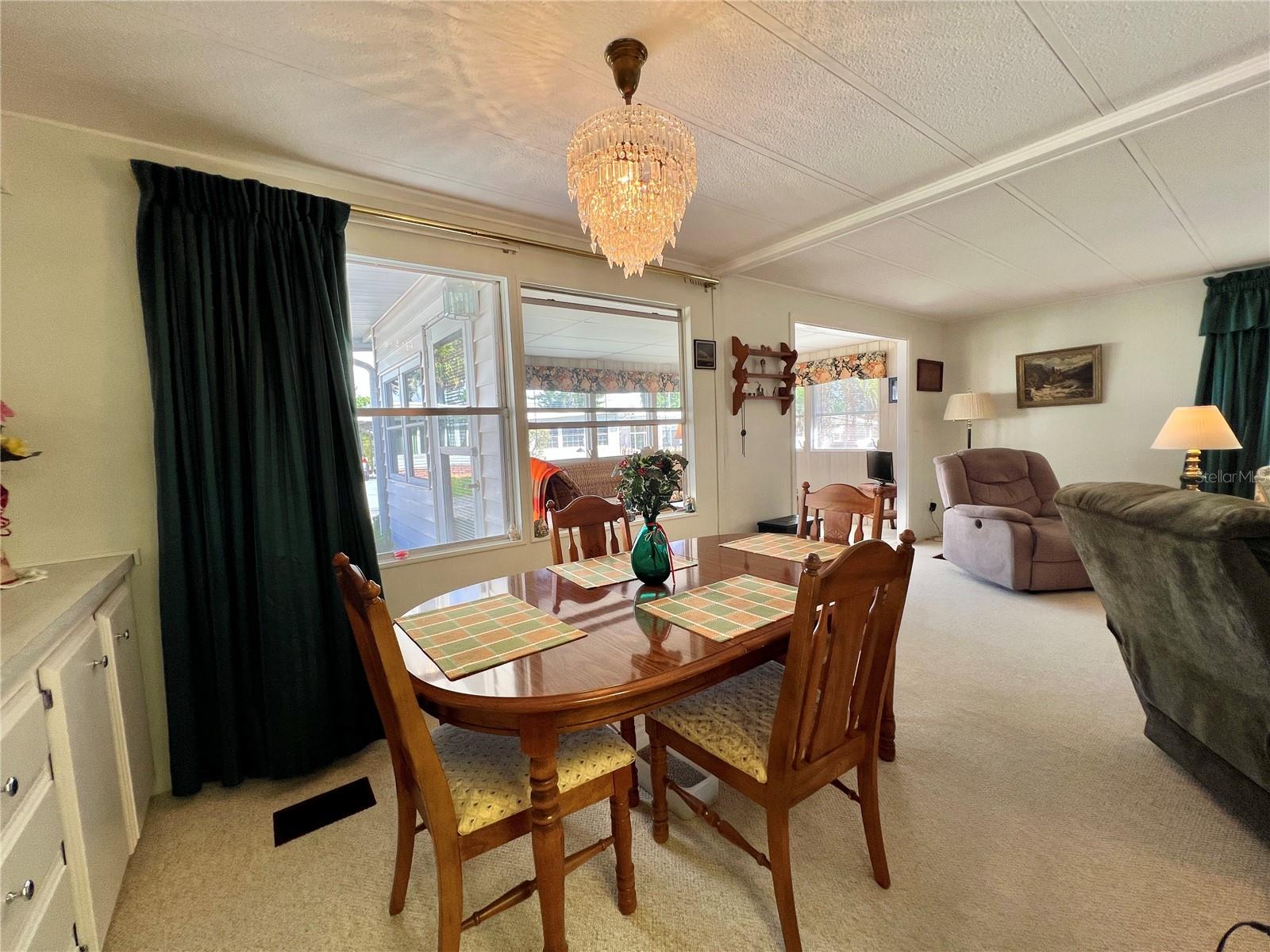 107 WILLOW LN, LEESBURG, FL, 34748