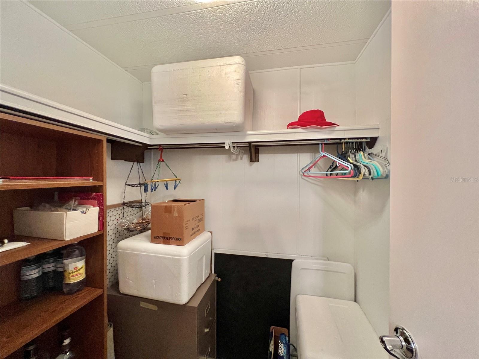 107 WILLOW LN, LEESBURG, FL, 34748