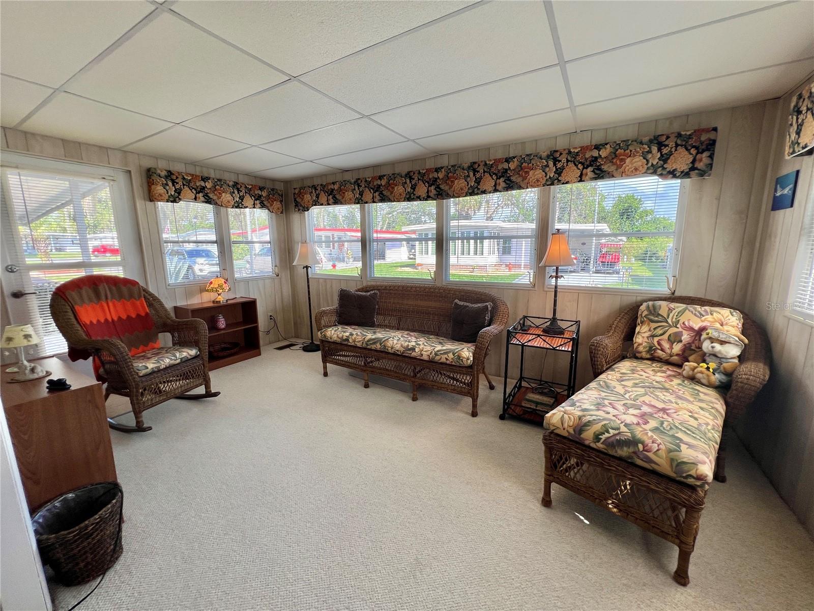 107 WILLOW LN, LEESBURG, FL, 34748