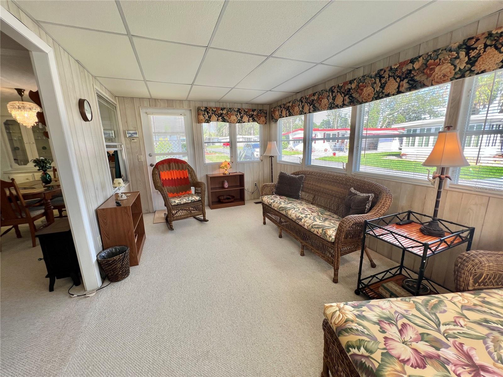 107 WILLOW LN, LEESBURG, FL, 34748