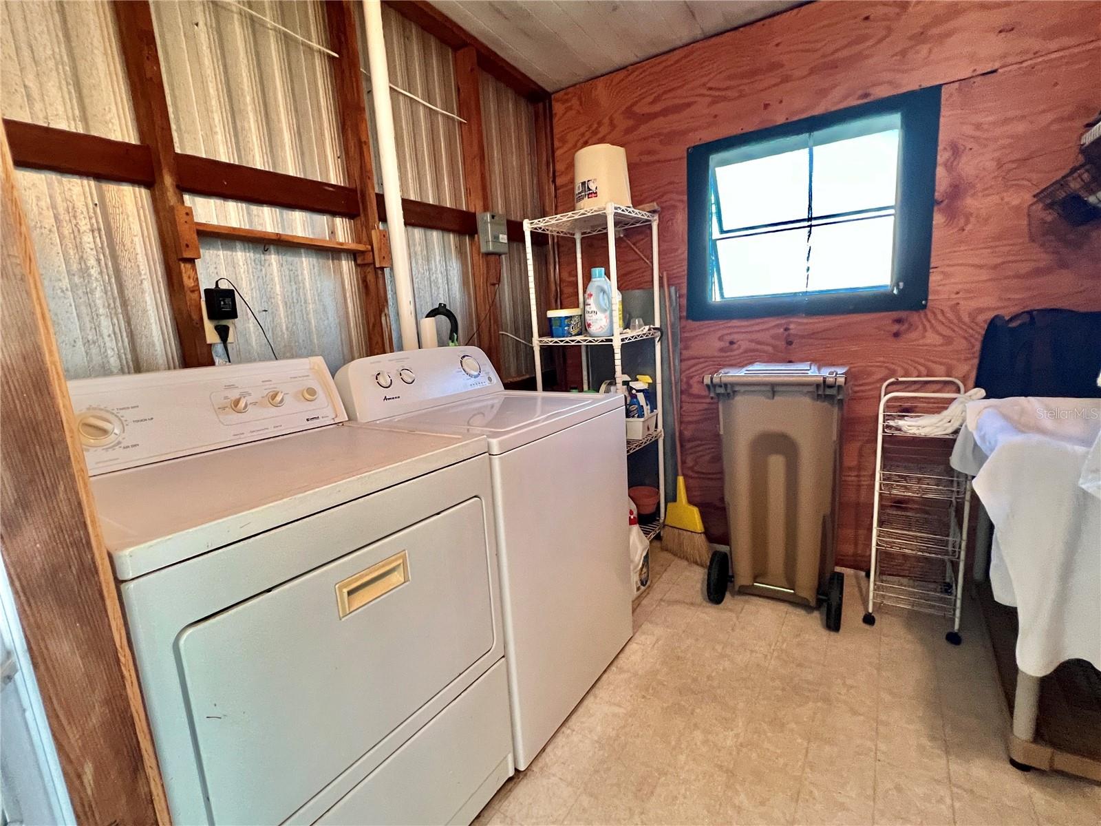 107 WILLOW LN, LEESBURG, FL, 34748