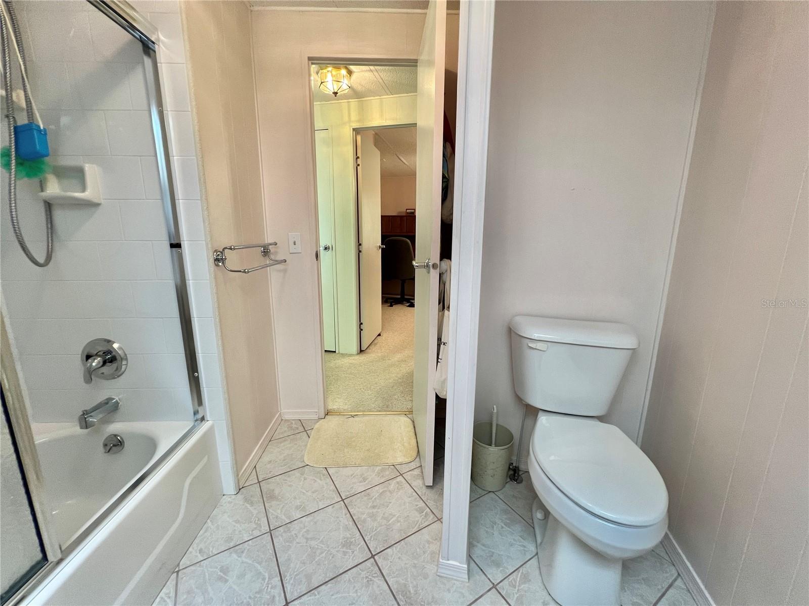 107 WILLOW LN, LEESBURG, FL, 34748