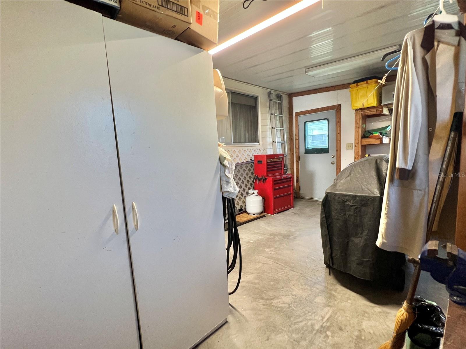 107 WILLOW LN, LEESBURG, FL, 34748