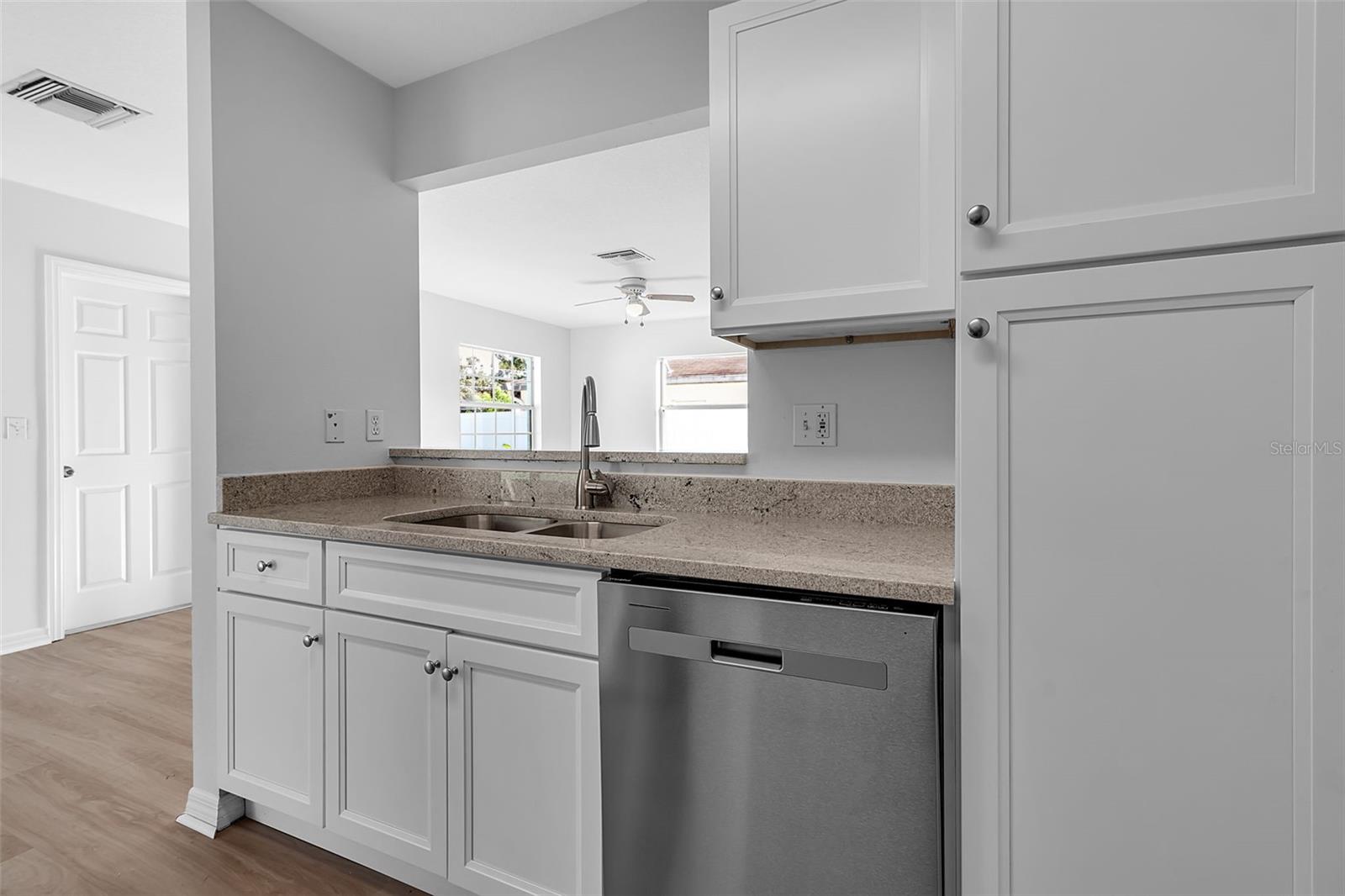 320 BROWNS RD, NOKOMIS, FL, 34275