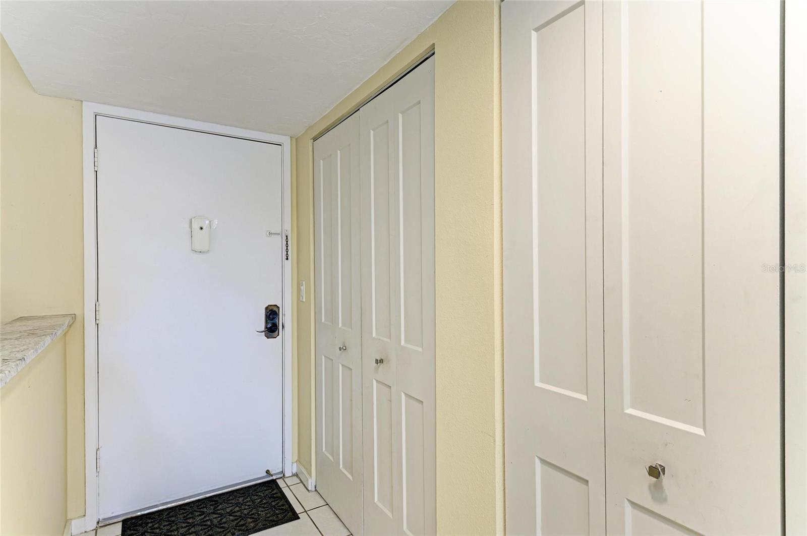 1617 BAYHOUSE CT #121, SARASOTA, FL, 34231