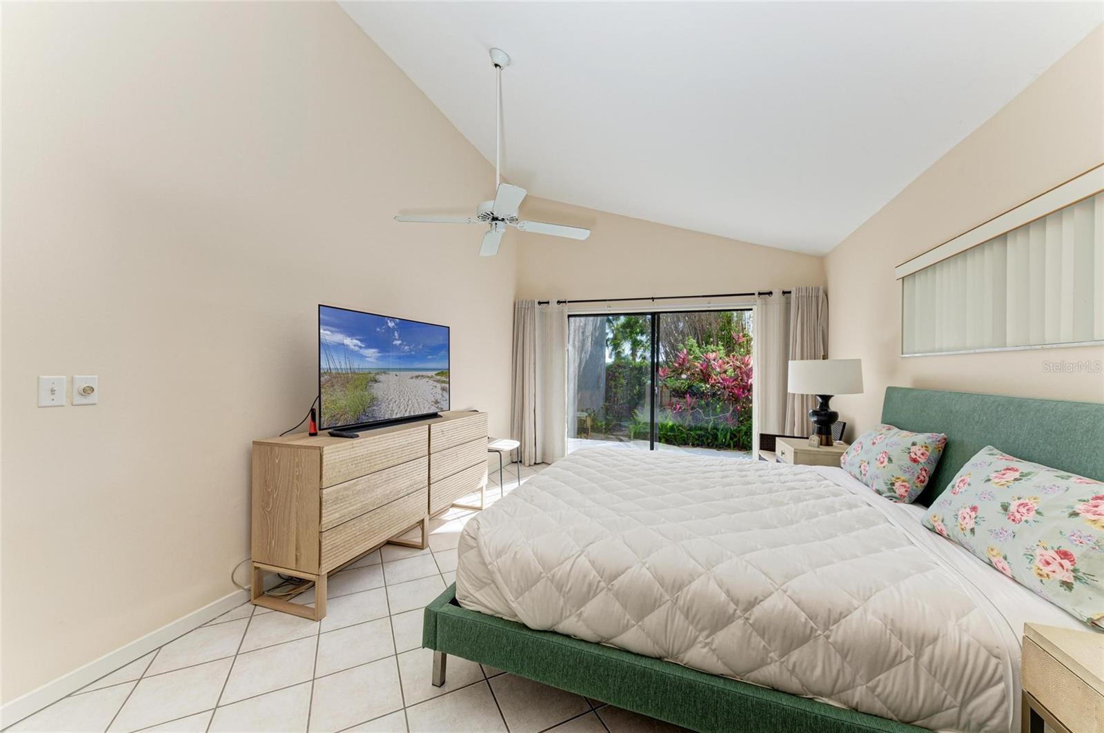 1617 BAYHOUSE CT #121, SARASOTA, FL, 34231