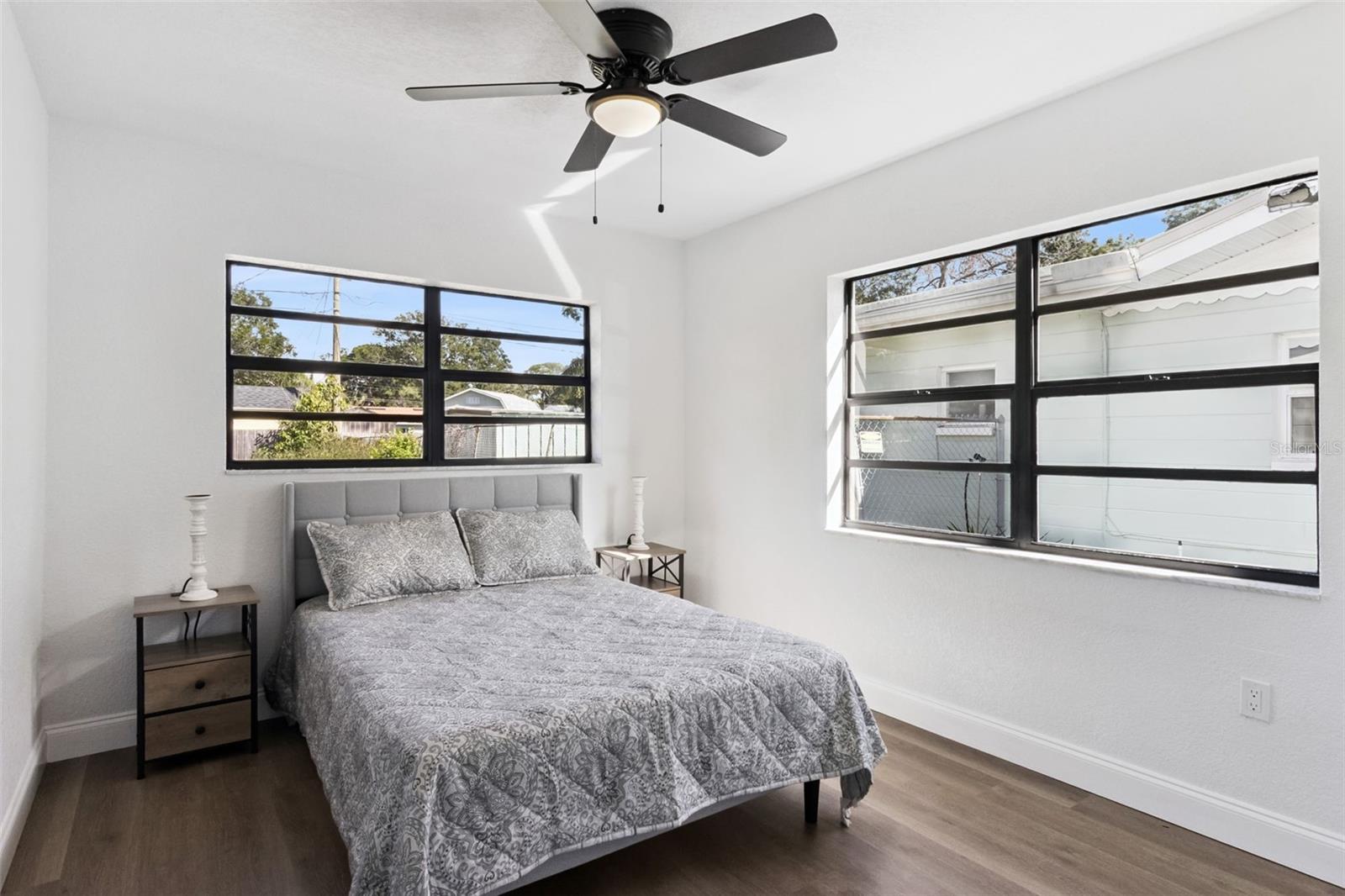 9033 3RD ST N, ST PETERSBURG, FL, 33702