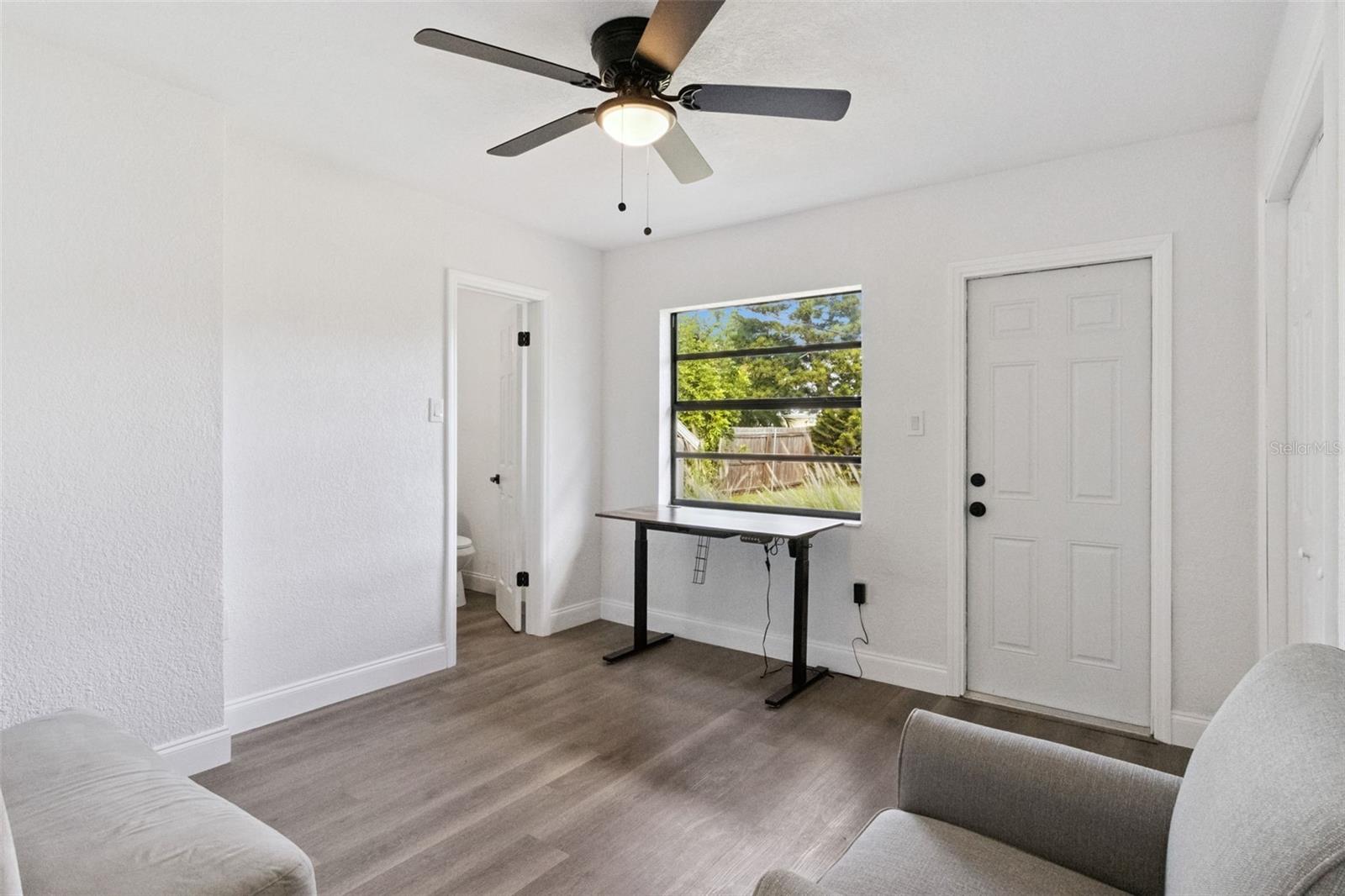 9033 3RD ST N, ST PETERSBURG, FL, 33702