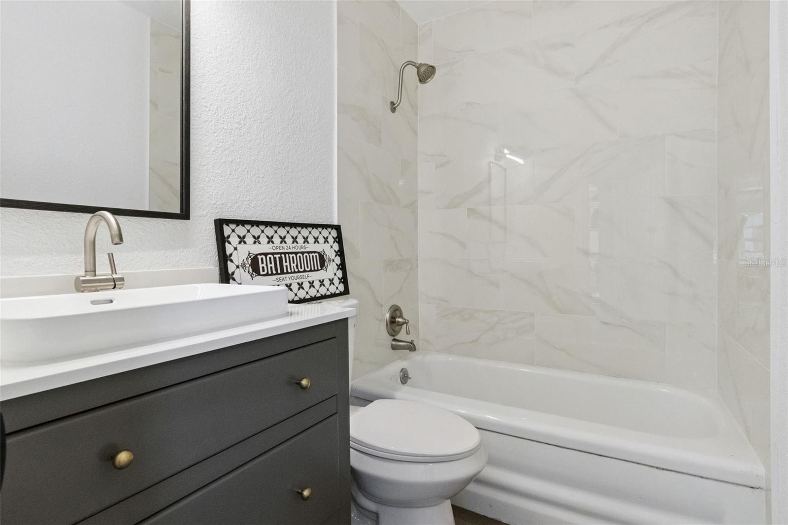 9033 3RD ST N, ST PETERSBURG, FL, 33702