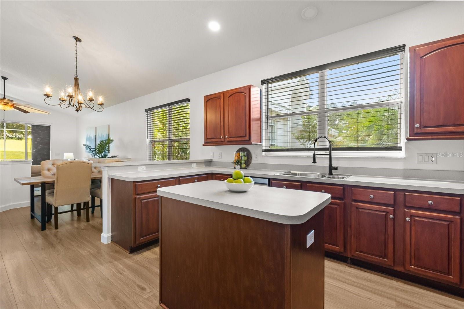 7264 HAWKSNEST BLVD, ORLANDO, FL, 32835