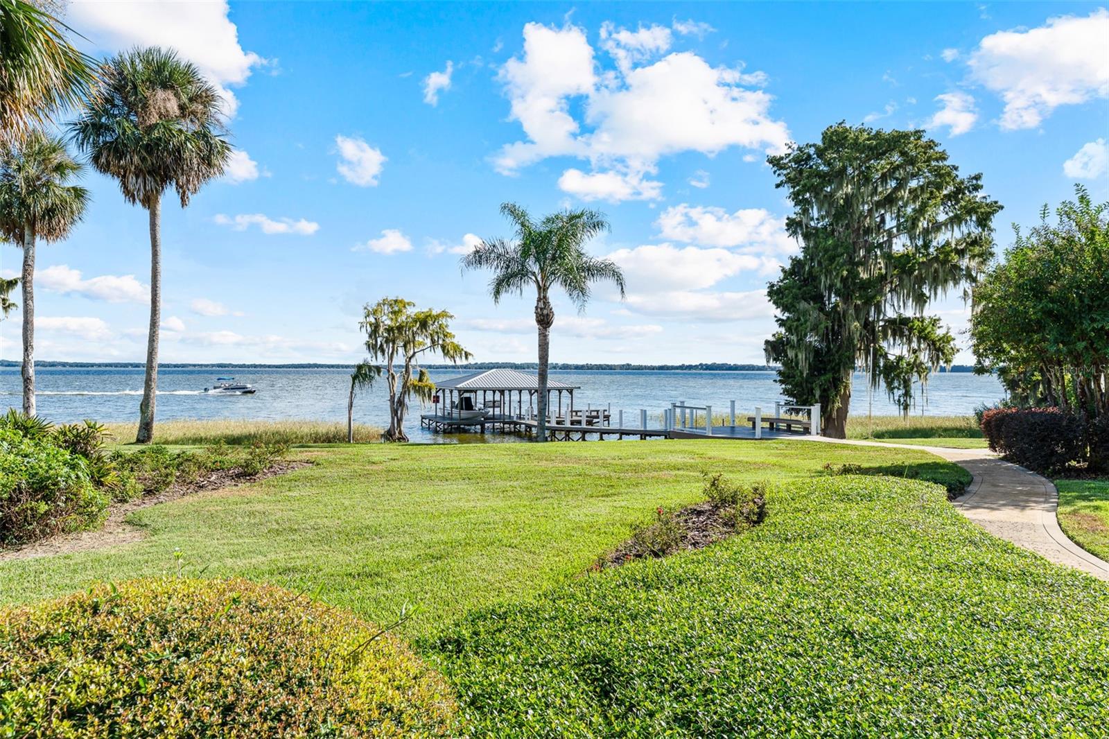 S5136187 Property Photo