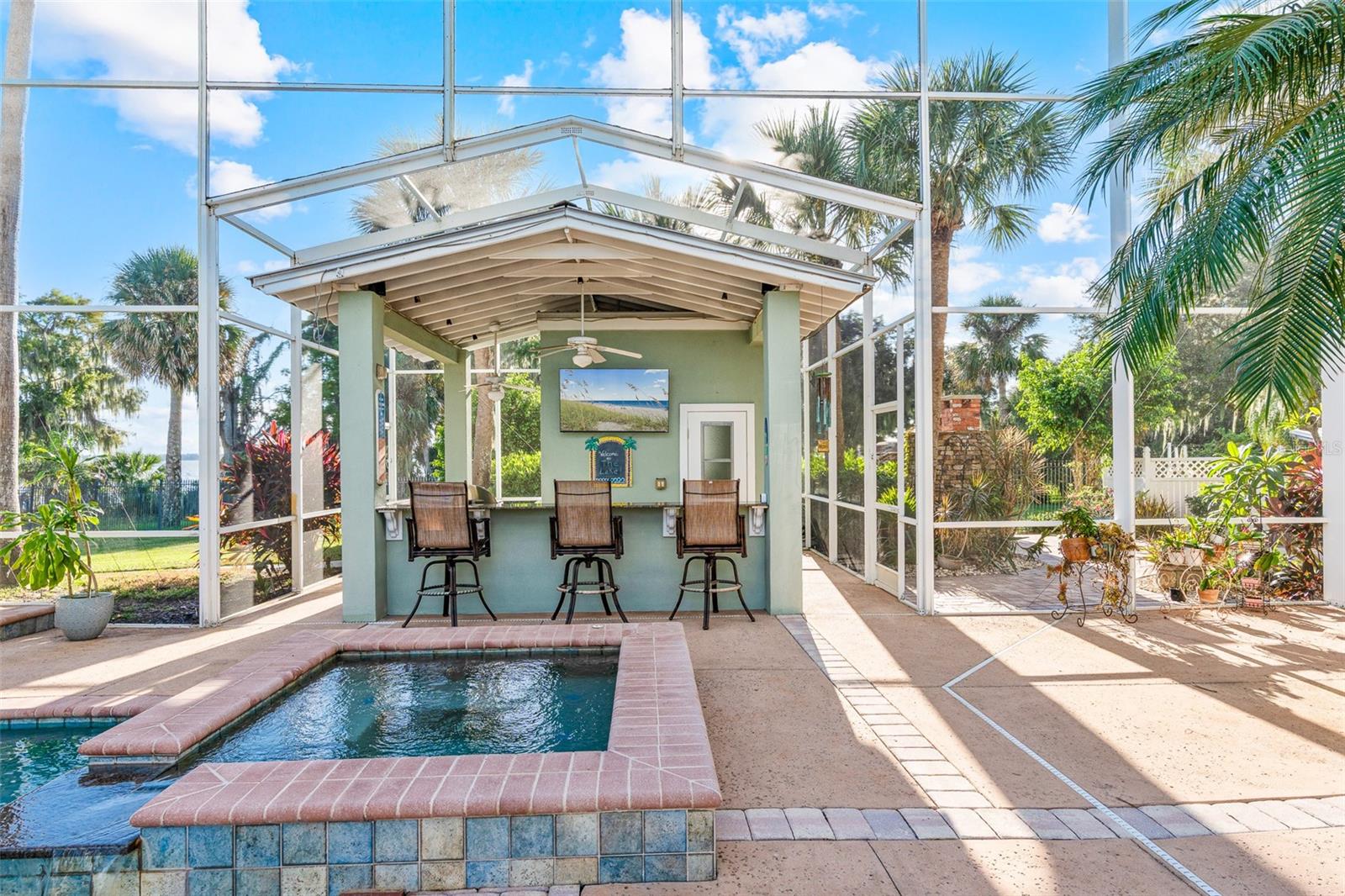 S5136187 Property Photo