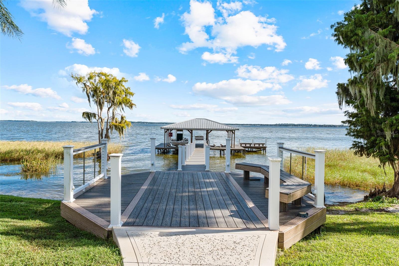 S5136187 Property Photo