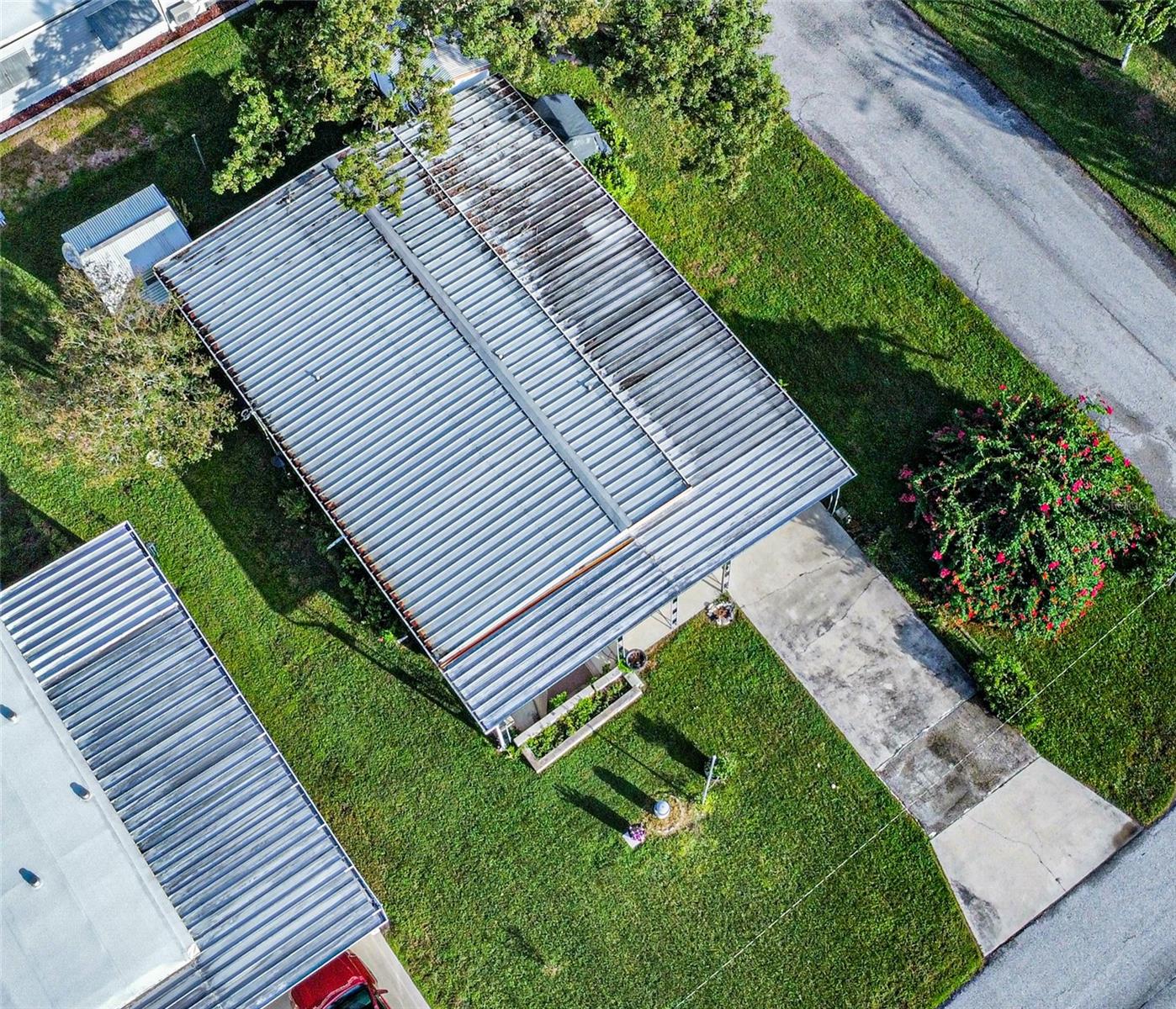 TB8435794 Property Photo