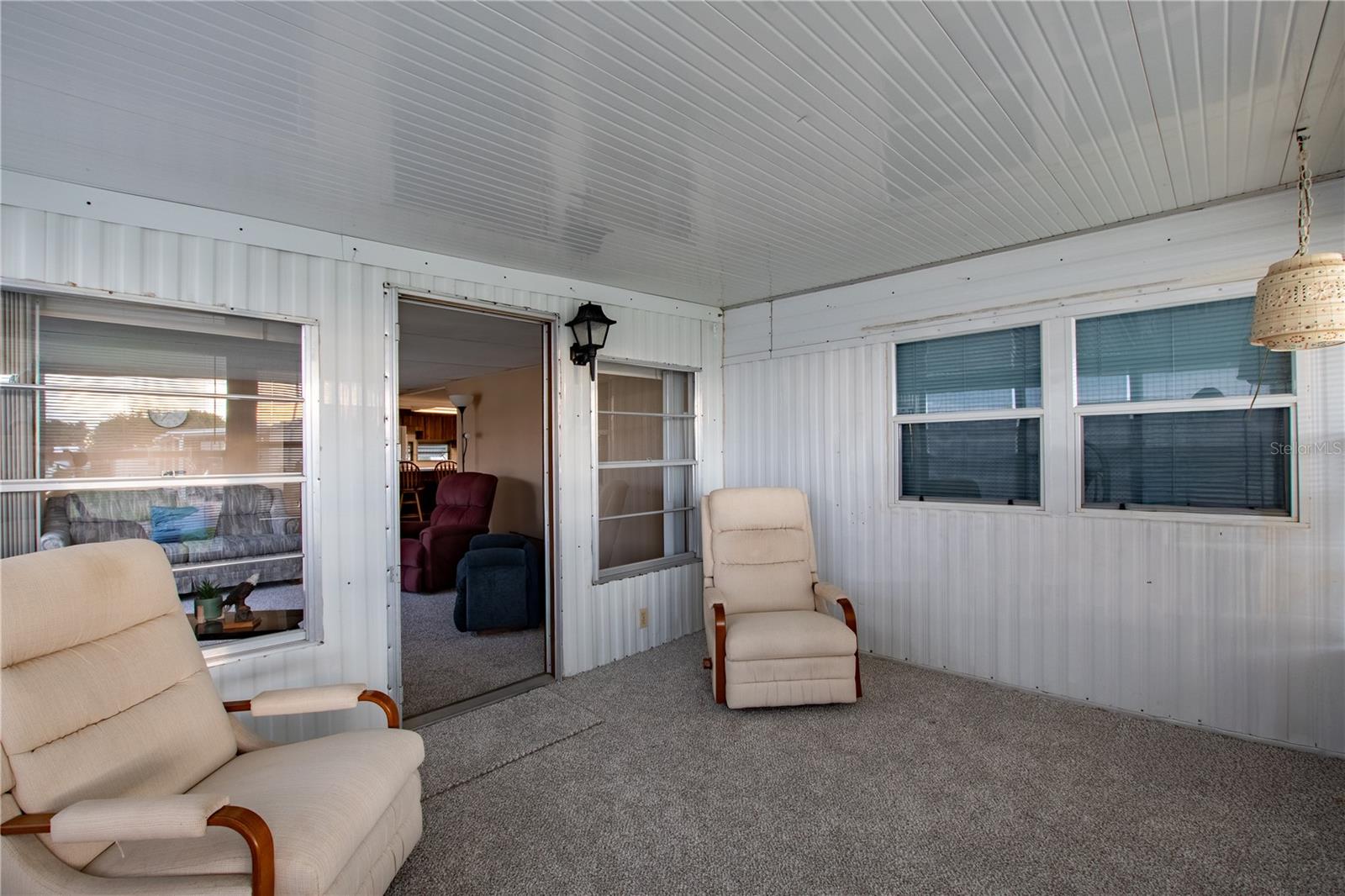 TB8435794 Property Photo