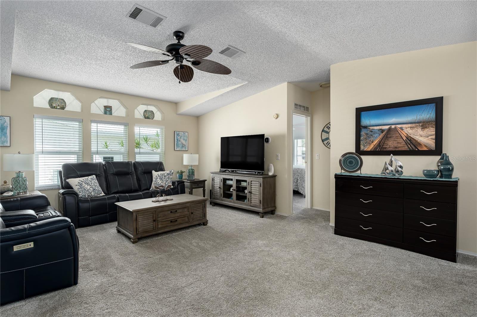 8523 COUNTESS AVENUE CIR, PALMETTO, FL, 34221