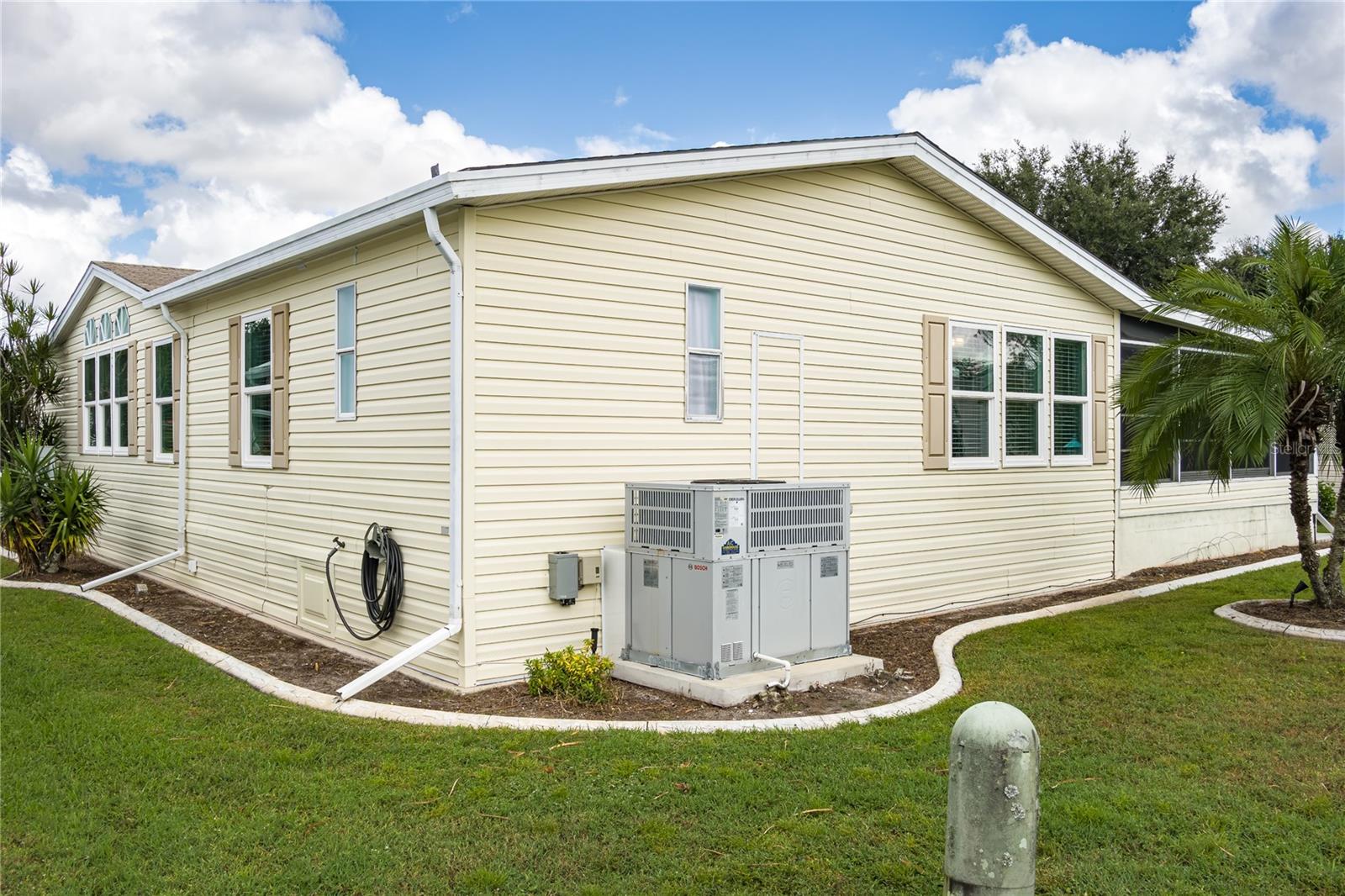 8523 COUNTESS AVENUE CIR, PALMETTO, FL, 34221