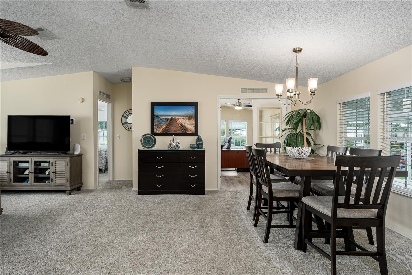 8523 COUNTESS AVENUE CIR, PALMETTO, FL, 34221