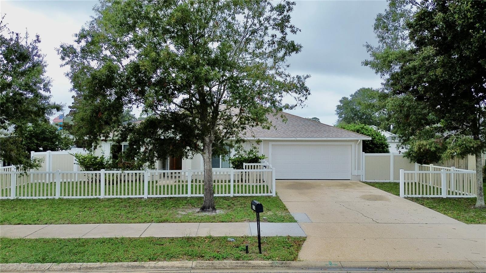 104 HEATHROW DR, DAYTONA BEACH, FL, 32117