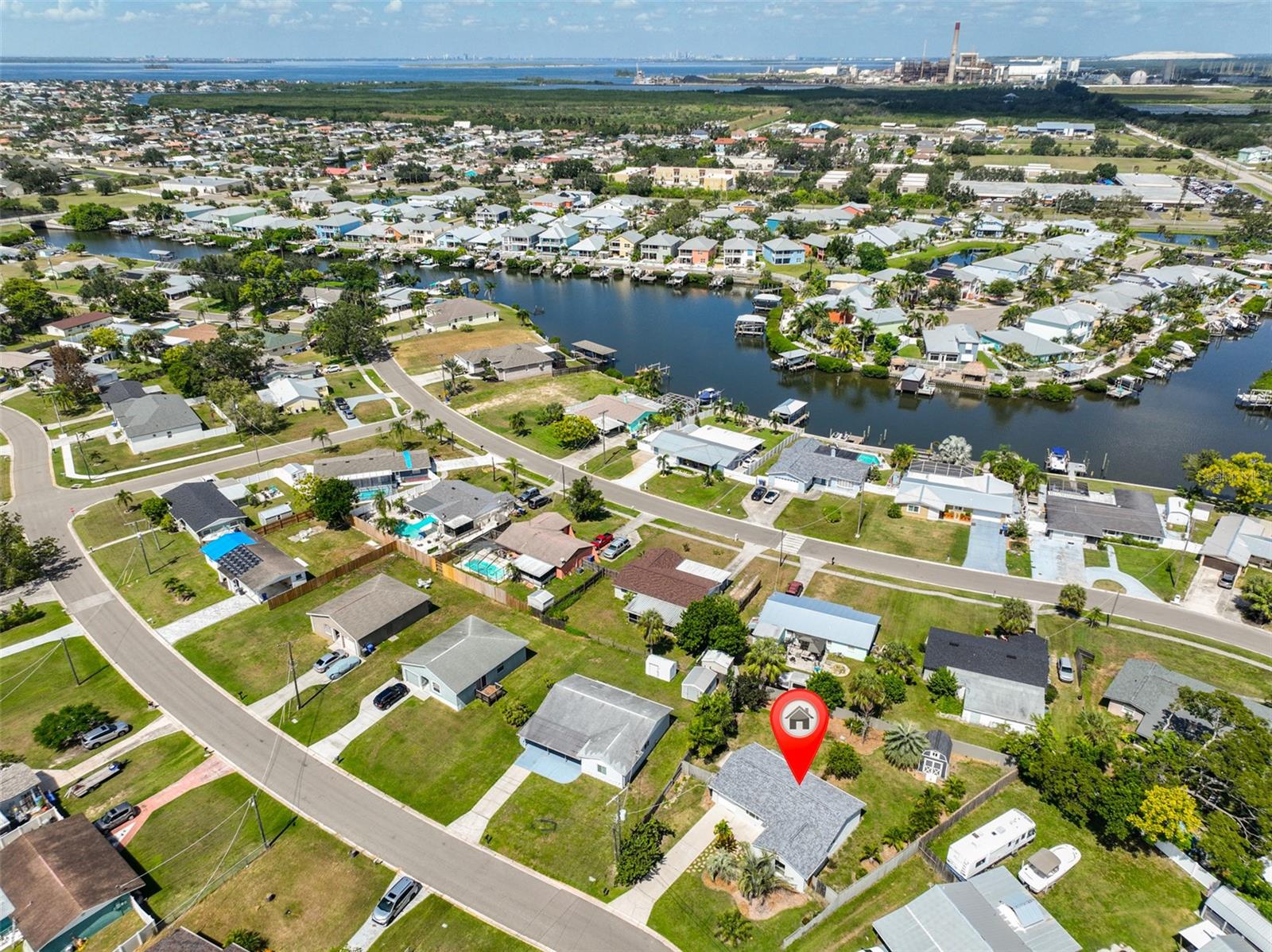 469 FLORIDA CIR N, APOLLO BEACH, FL, 33572