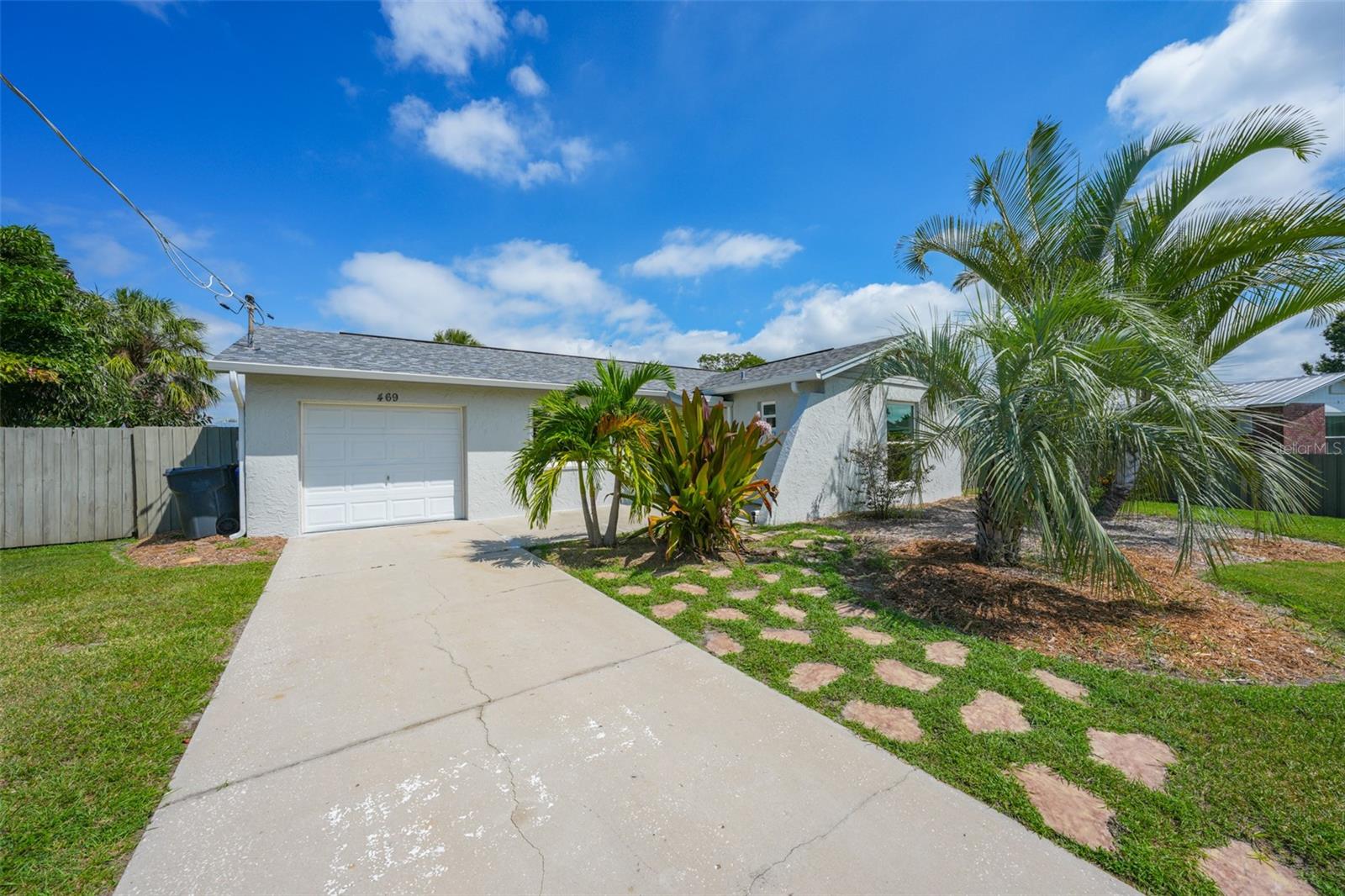 469 FLORIDA CIR N, APOLLO BEACH, FL, 33572