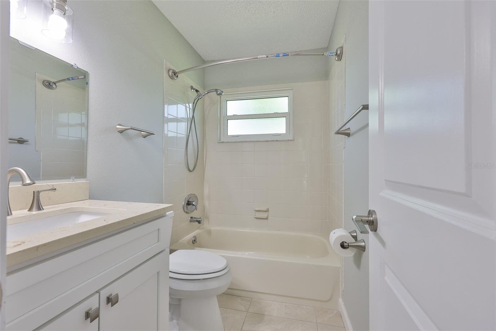 469 FLORIDA CIR N, APOLLO BEACH, FL, 33572