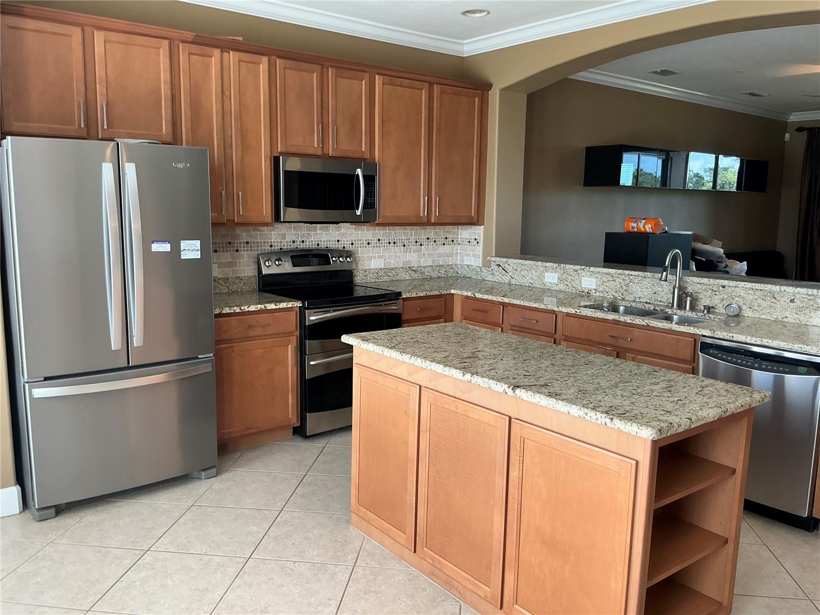 7059 ISLAMORADA CIR, SEMINOLE, FL, 33777