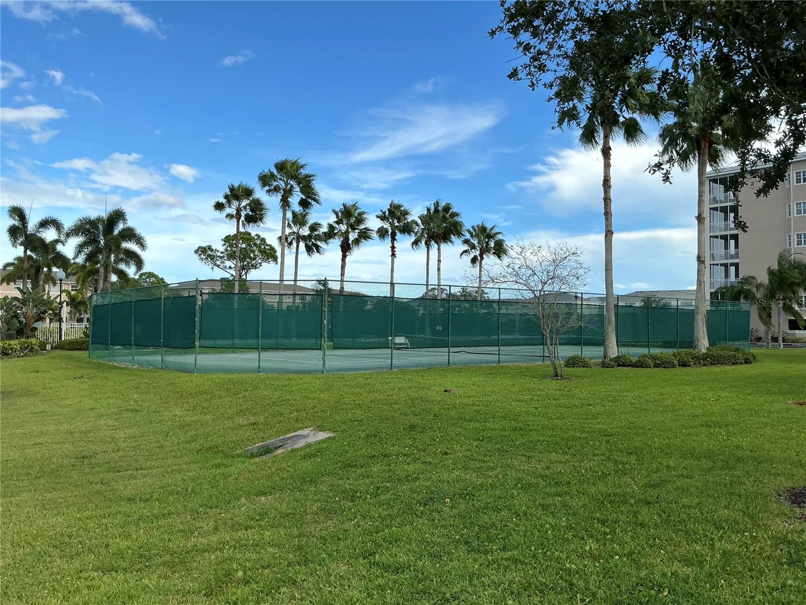 7059 ISLAMORADA CIR, SEMINOLE, FL, 33777