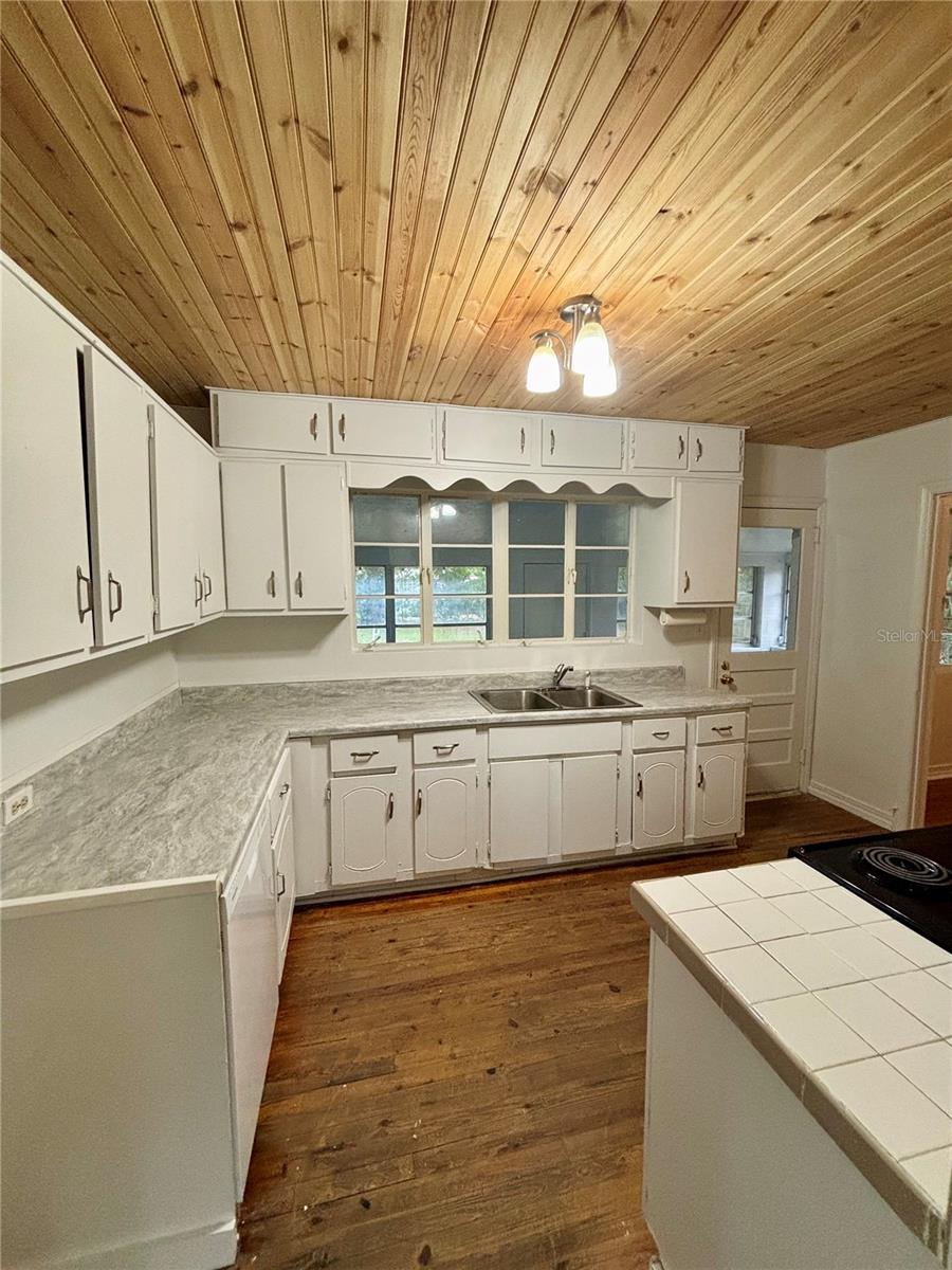 1016 NE 6TH ST, OCALA, FL, 34470