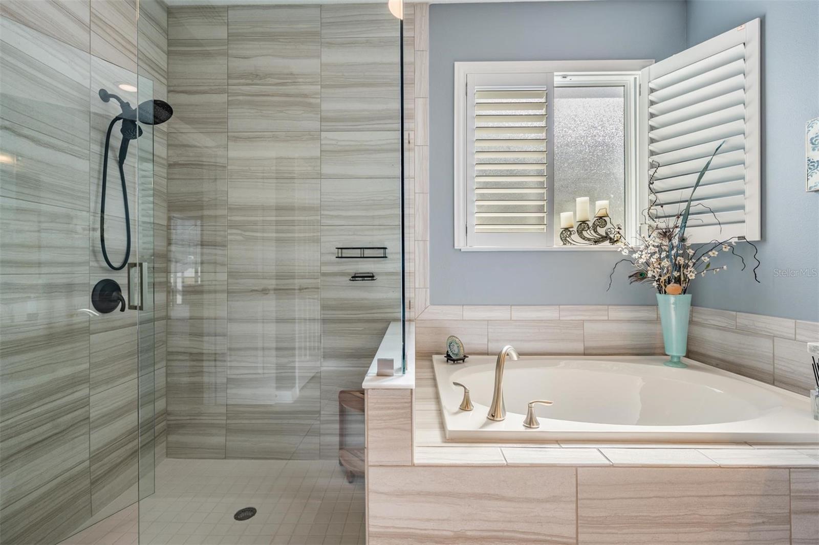 19296 LEONARD RD, LUTZ, FL, 33558