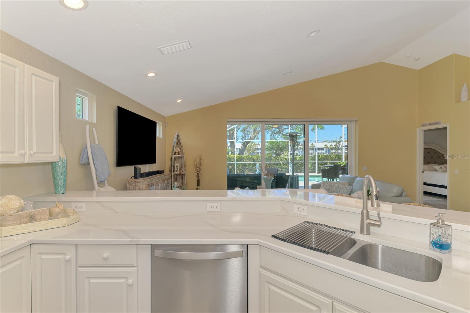 320 BERMUDA CT, VENICE, FL, 34293