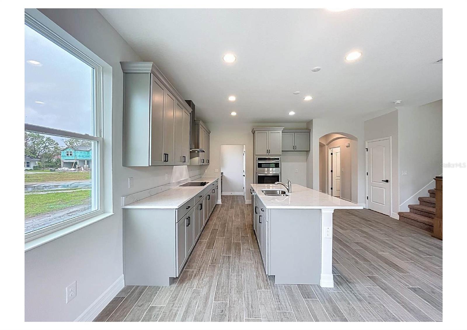 12021 JACKSON LANDING PL, TAMPA, FL, 33624