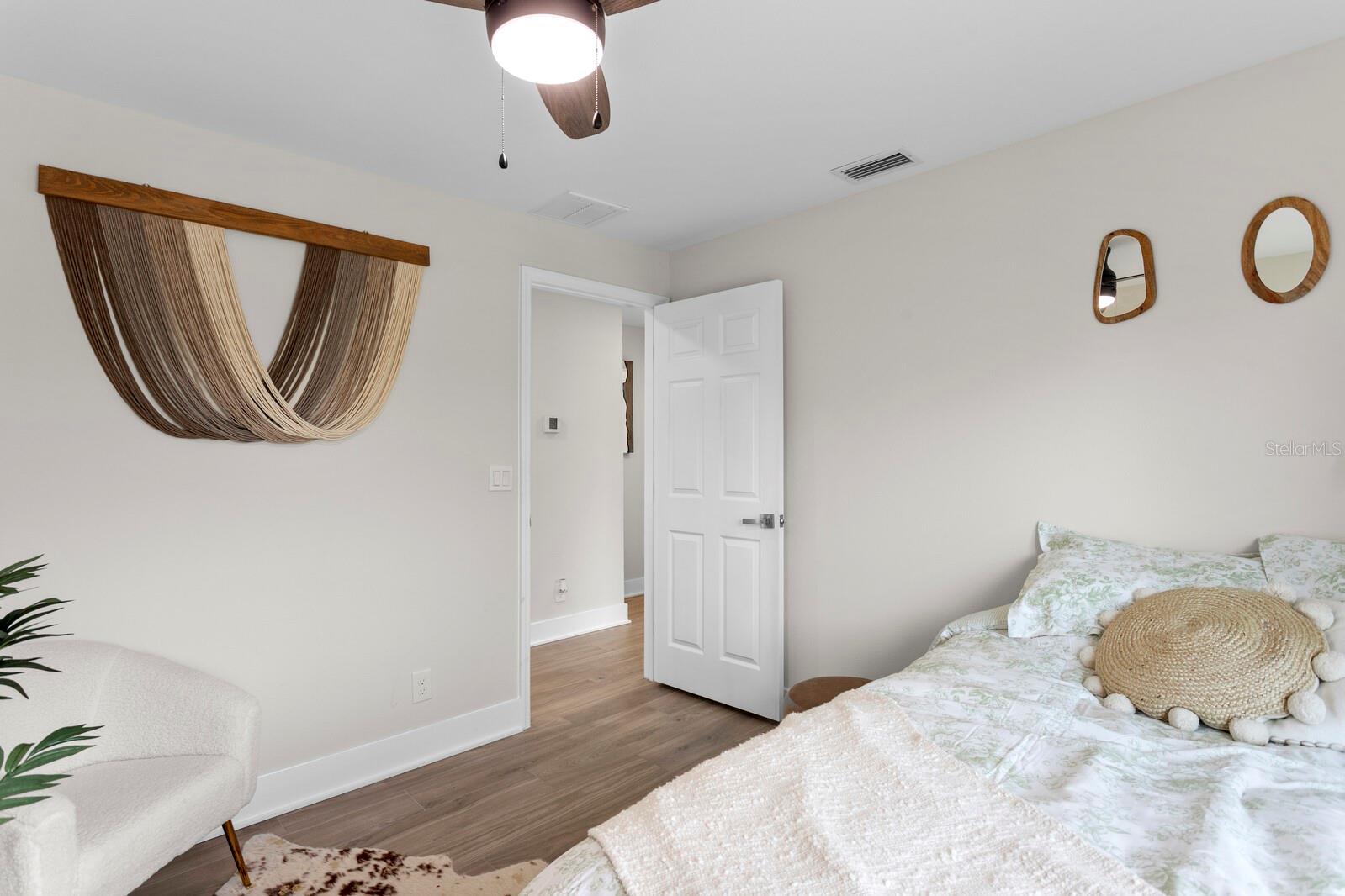 657 26TH AVE S, ST PETERSBURG, FL, 33705