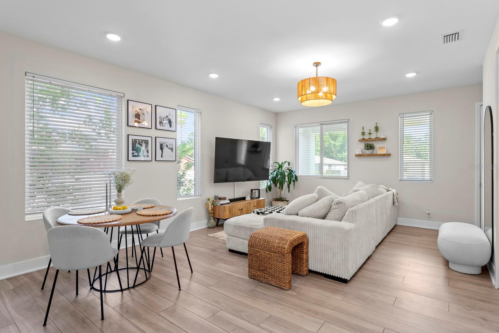 657 26TH AVE S, ST PETERSBURG, FL, 33705