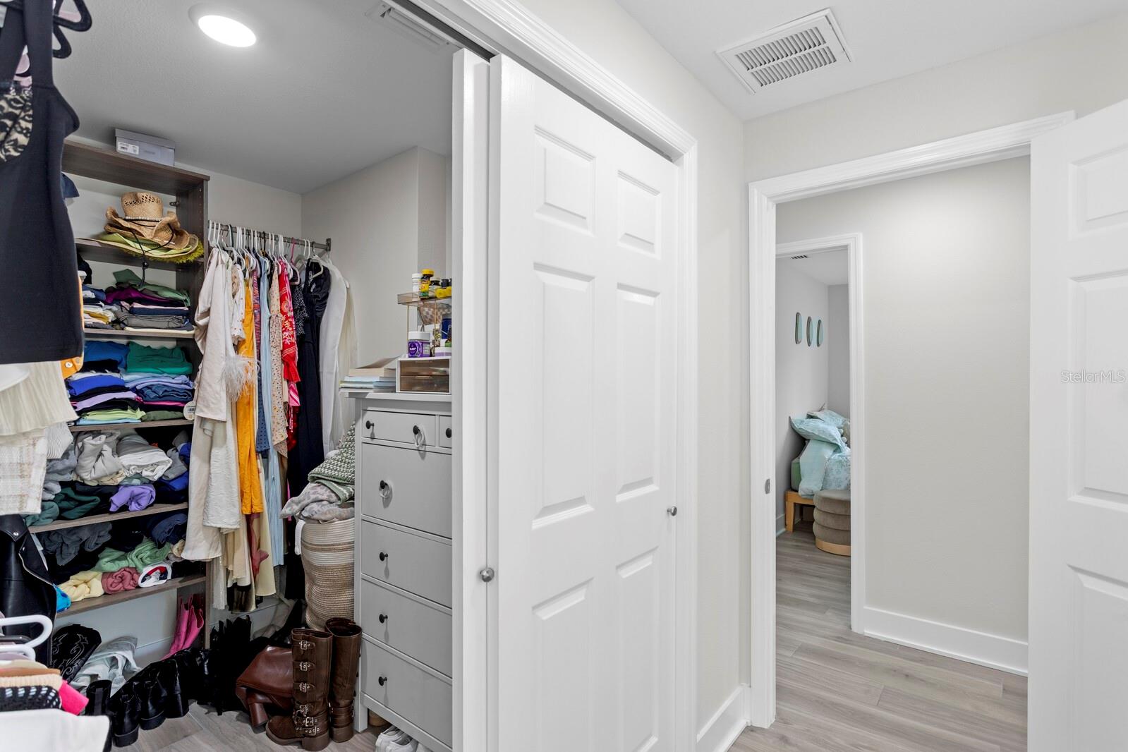 657 26TH AVE S, ST PETERSBURG, FL, 33705